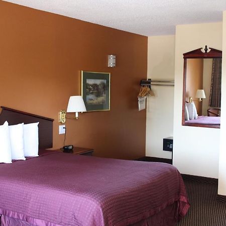 Knights Inn Salem Esterno foto