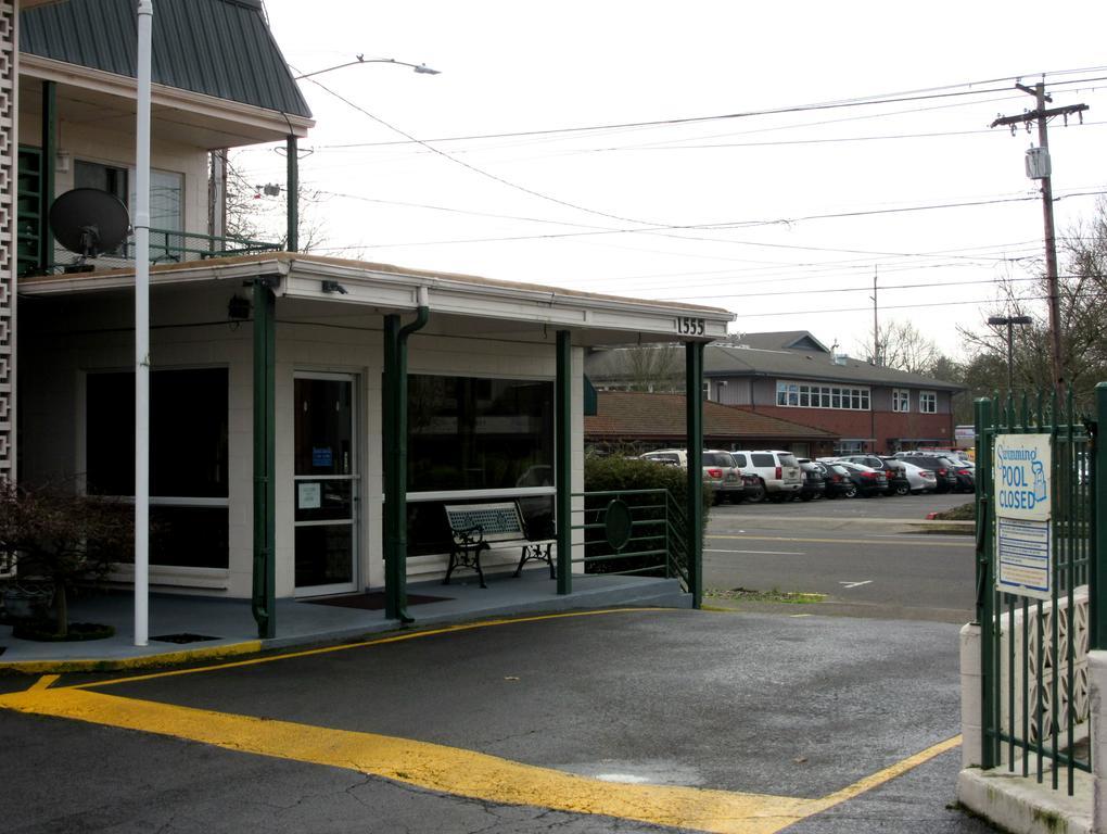 Knights Inn Salem Esterno foto